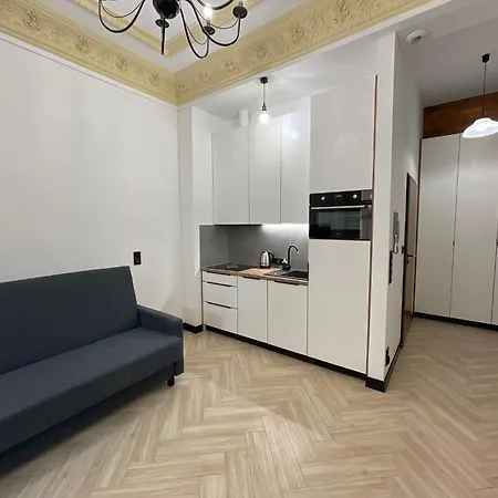 Pod Blekitnymi Podkowami Lägenhetshotell 3*