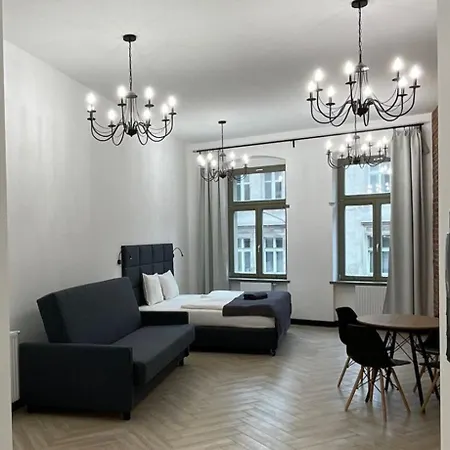 Pod Blekitnymi Podkowami Lägenhetshotell Wrocław