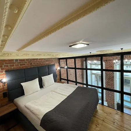 Pod Blekitnymi Podkowami Lägenhetshotell Wrocław