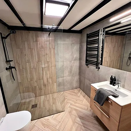 Lägenhetshotell Pod Blekitnymi Podkowami Wrocław