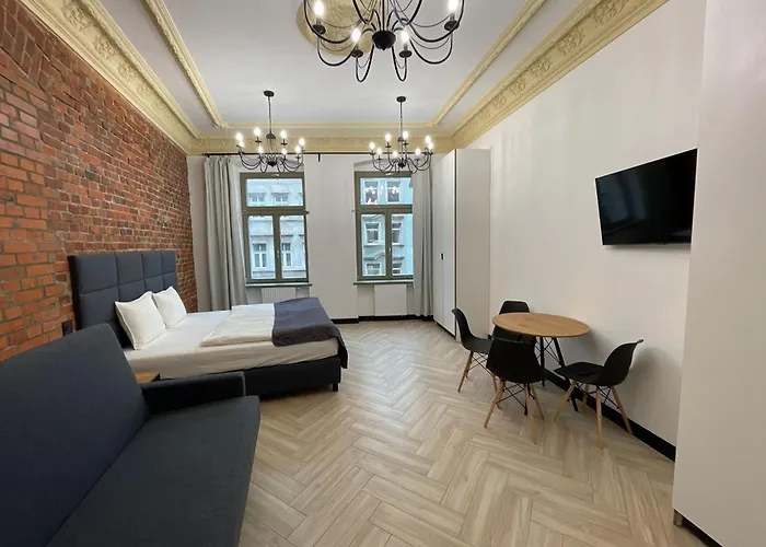 Apart Otel Pod Blekitnymi Podkowami