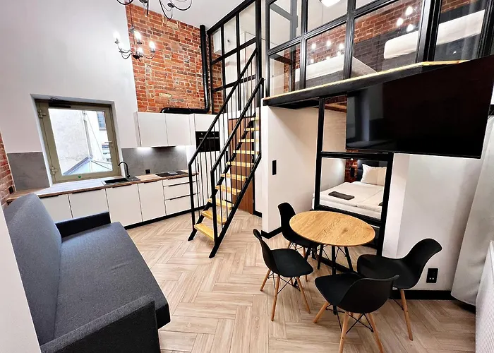 Pod Blekitnymi Podkowami Apart Otel 3*