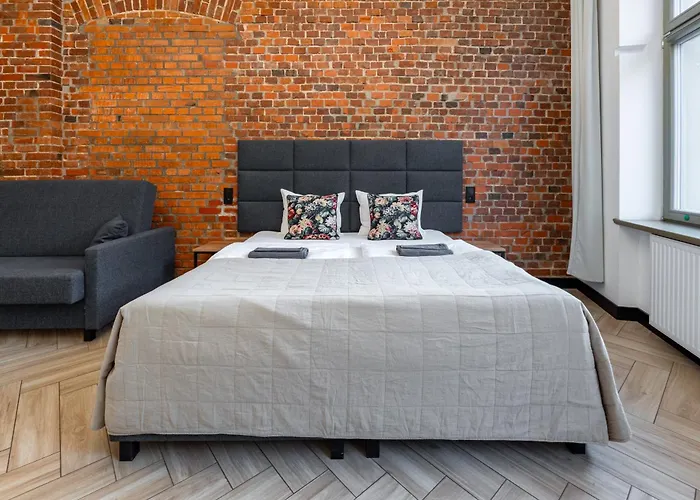 Pod Blekitnymi Podkowami 3* Wroclaw