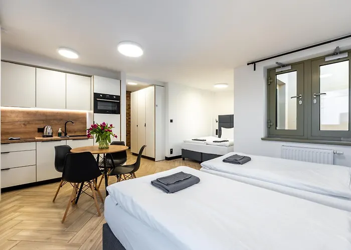 Pod Blekitnymi Podkowami 3* Wroclaw