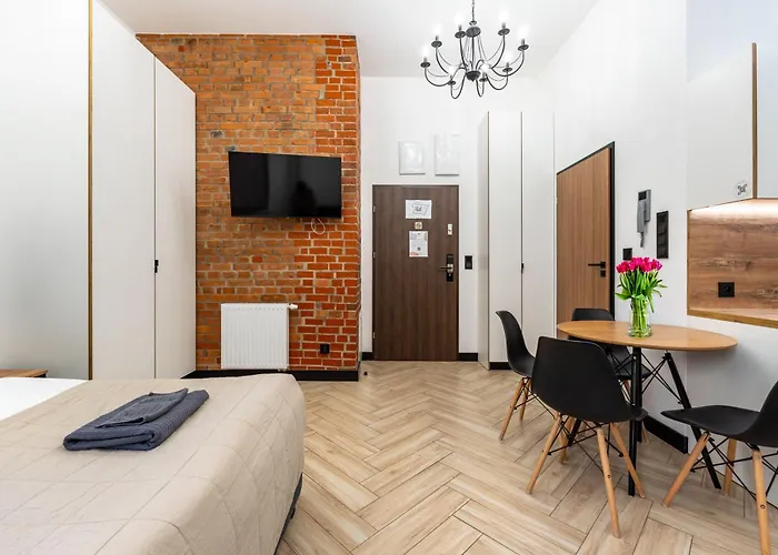 Apart Otel Pod Blekitnymi Podkowami 3*