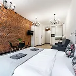 Pod Blekitnymi Podkowami 公寓式酒店 弗罗茨瓦夫