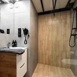 Pod Blekitnymi Podkowami 公寓式酒店 3*