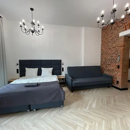 Pod Blekitnymi Podkowami 3* Wrocław