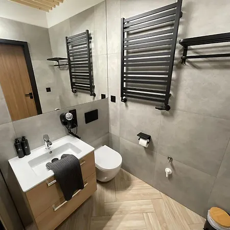 Pod Blekitnymi Podkowami Aparthotel 3*