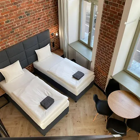 Pod Blekitnymi Podkowami Aparthotel Wrocław