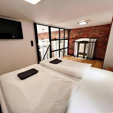 Pod Blekitnymi Podkowami Aparthotel Wrocław