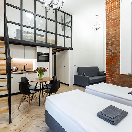 Pod Blekitnymi Podkowami Aparthotel