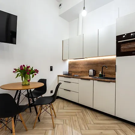 Pod Blekitnymi Podkowami Aparthotel
