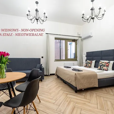 Aparthotel Pod Blekitnymi Podkowami 3*
