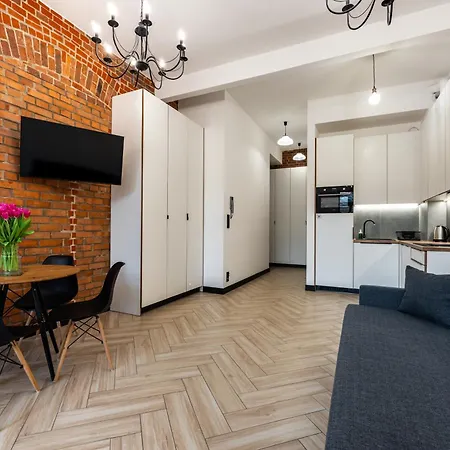 Aparthotel Pod Blekitnymi Podkowami Vratislav