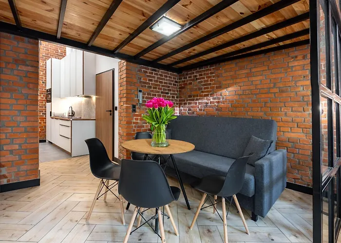 Pod Blekitnymi Podkowami 3* Wroclaw