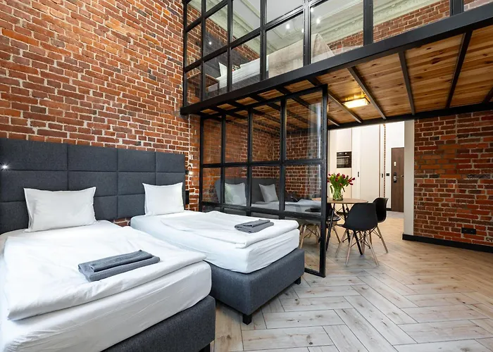 Pod Blekitnymi Podkowami Aparthotel 3*