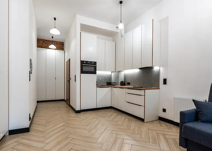 Pod Blekitnymi Podkowami