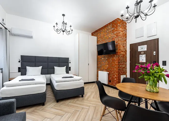 Aparthotel Pod Blekitnymi Podkowami 3*